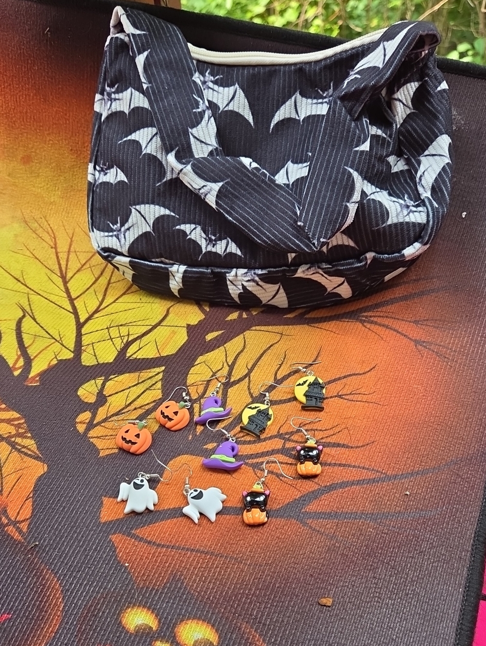 Kids Halloween Bat Print Crossbody Bag with Halloween Charm Earrings